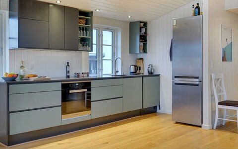 Sofine - 250M from the Sea: Kitchen Appliance, Flooring, Kitchen, Major Appliance, Cabinetry, Wood, Floor, Home Appliance, Countertop, Wood Flooring