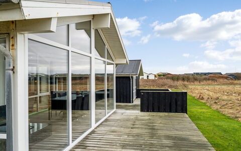 Eileen - 300M from the Sea: Wood, House, Cottage, Home, Roof, Rural Area, Siding, Log Cabin, Garden Buildings, Hardwood