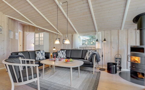Saana - 700M from the Sea: Home, Roof, House, Door, Cottage, Shade, Garden, Groundcover, Porch, Yard