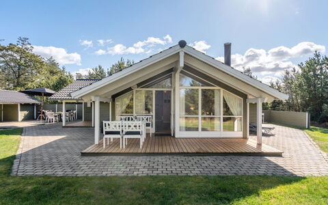 Saana - 700M from the Sea: Home, Roof, House, Door, Cottage, Shade, Garden, Groundcover, Porch, Yard