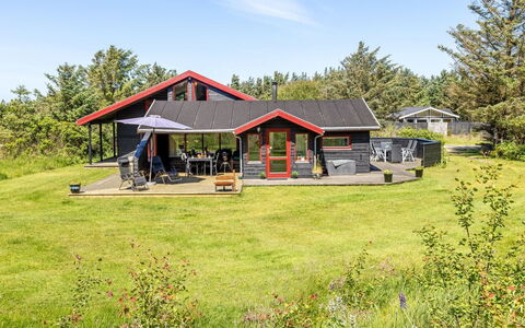 Gullborg - 800M from the Sea: Grass, Grassland, Land Lot, Cottage, Rural Area, Meadow, Garden Buildings, Garden, Shed