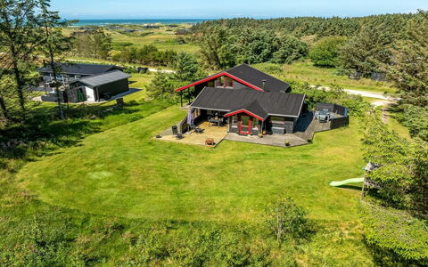 Gullborg - 800M from the Sea: Grass, Grassland, Land Lot, Cottage, Rural Area, Meadow, Garden Buildings, Garden, Shed