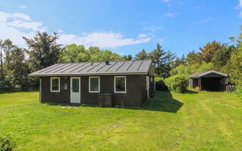 Ylva - 650M from the Sea: Wood, Home, Porch, Deck, Hardwood, Roof, Wood Stain, Wood Flooring, Eco Hotel