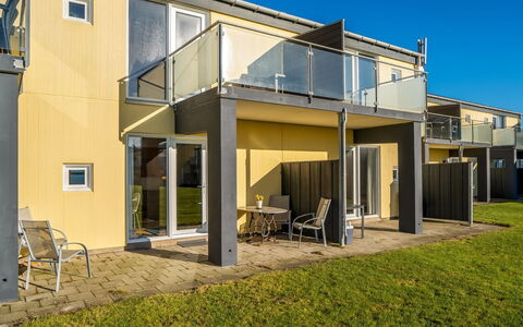 Risker - 70M from the Sea: Cottage, Backyard, Yard, Garden Buildings, Shed, Siding, Outdoor Furniture, Log Cabin, Outdoor Structure, Shack