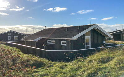 Styrbiorn - 100M from the Sea
