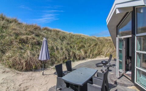 Felippa - 25M from the Sea: Grass, Grassland, Landscape, Ecoregion, Plain, Plant Community, Land Lot, Outdoor Furniture, Prairie, Shrubland