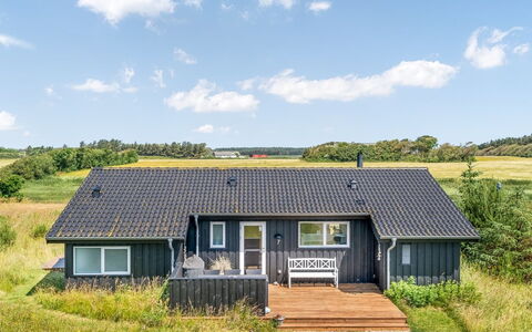 Hildegardt - 1Km from the Sea: Building, House, Wood, Home, Roof, Cottage, Residential Area, Shrub, Architecture