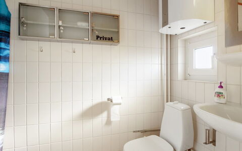 Birgitta - 150M from the Sea: Wall, Plumbing Fixture, Flooring, Bathroom, Interior Design, Floor, Toilet Seat, Toilet, Bathroom Sink, Sink
