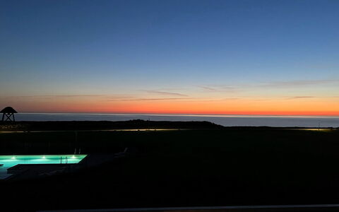 Birgitta - 150M from the Sea: Sky, Blue, Horizon, Dusk, Afterglow, Sunset, Evening, Sunrise, Red Sky At Morning, Orange