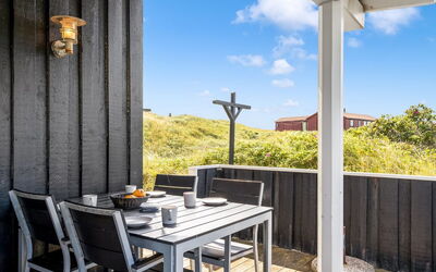 Kasperi - 250M from the Sea