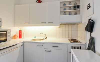 Tinke - 150M from the Sea