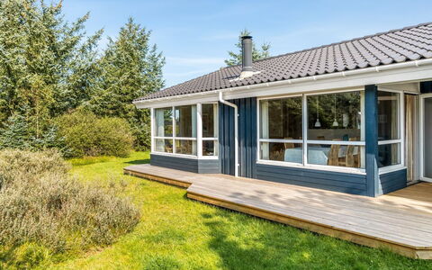 Terho - 1Km from the Sea: Home, Roof, House, Door, Cottage, Shade, Garden, Groundcover, Porch, Yard