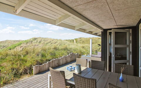 Gojko - 140M from the Sea: Wood, House, Cottage, Home, Roof, Rural Area, Siding, Log Cabin, Garden Buildings, Hardwood