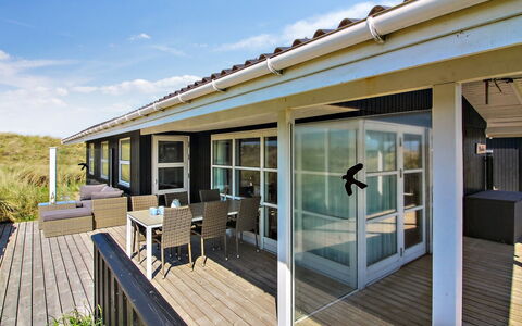 Gojko - 140M from the Sea: Wood, House, Cottage, Home, Roof, Rural Area, Siding, Log Cabin, Garden Buildings, Hardwood