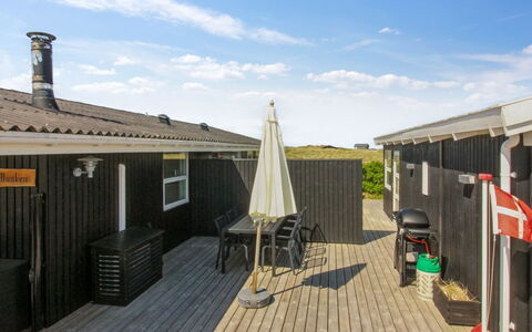 Gojko - 140M from the Sea: Wood, House, Cottage, Home, Roof, Rural Area, Siding, Log Cabin, Garden Buildings, Hardwood