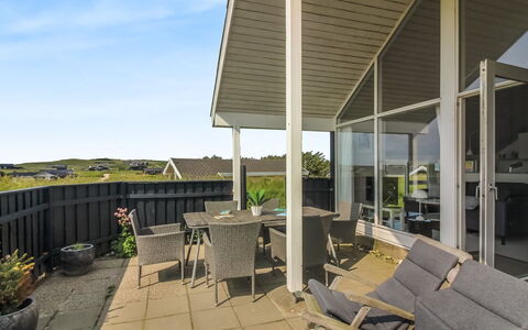 Wifred - 250M from the Sea: House, Home, Door, Roof, Cottage, Estate, Garden, Shade, Siding, Yard