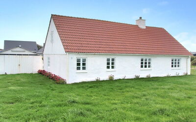 Genta - 100M from the Sea