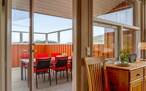 Dolma - 75M from the Sea: House, Home, Door, Roof, Cottage, Estate, Garden, Shade, Siding, Yard