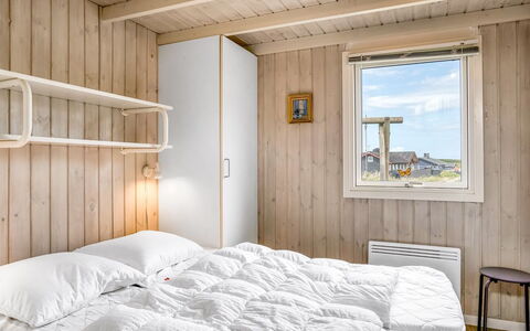 Anne - 100M from the Sea: Wood, Bedroom, Bed, Bed Sheet, Bedding, Bed Frame, Plank, Hardwood, Wood Stain, Linens