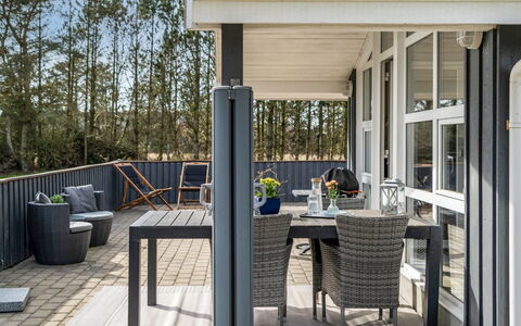 Richardine - 850M from the Sea: Building, House, Wood, Home, Roof, Cottage, Residential Area, Shrub, Architecture