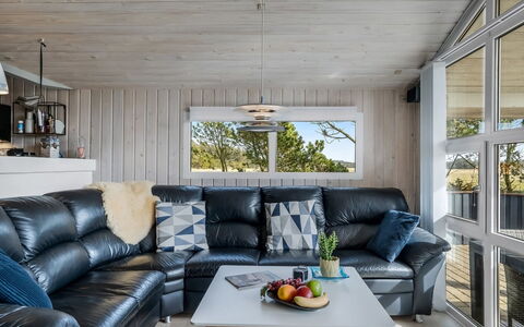 Richardine - 850M from the Sea: Cottage, Home, House, Roof, Porch, Estate, Siding, Garden Buildings, Farmhouse, Yard