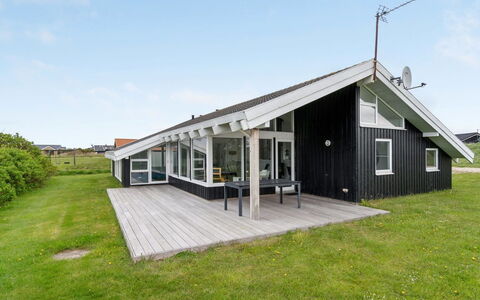 Hilkka - 500M from the Sea: Roof, House, Land Lot, Home, Cottage, Estate, Garden Buildings, Shade, Log Cabin, Landscaping