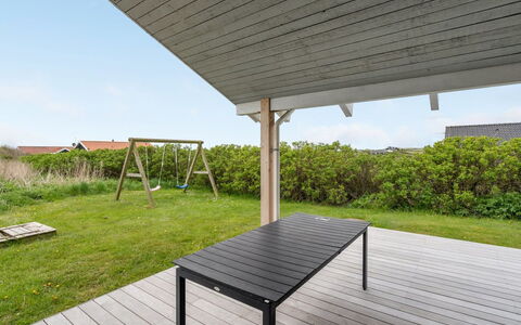 Hilkka - 500M from the Sea: Roof, House, Land Lot, Home, Cottage, Estate, Garden Buildings, Shade, Log Cabin, Landscaping