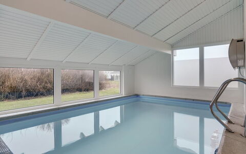 Hilkka - 500M from the Sea: Roof, House, Land Lot, Home, Cottage, Estate, Garden Buildings, Shade, Log Cabin, Landscaping