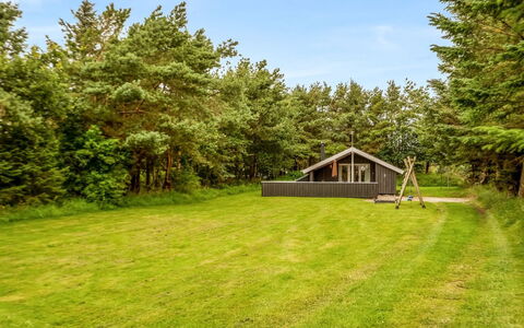 Gerlinde - 600M from the Sea: Grass, Grassland, Land Lot, Cottage, Rural Area, Meadow, Garden Buildings, Garden, Shed