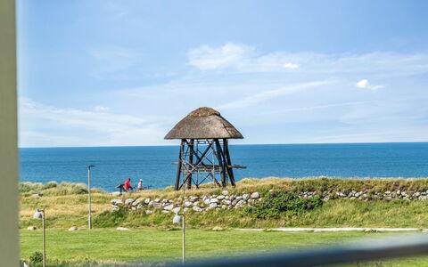 Brod - 150M from the Sea: Sky, Blue, Horizon, Sea, Coastal And Oceanic Landforms, Coast, Ocean, Beach, Shore, Tropics