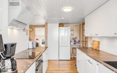 Doritea - 50M from the Sea: Kitchen, Wood, Kitchen Appliance, Flooring, Ceiling, Major Appliance, Interior Design, Countertop, Wood Flooring, Floor