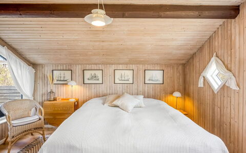 Doritea - 50M from the Sea: Interior Design, Furniture, Wood, Bedroom, Flooring, Ceiling, Floor, Bed, Bed Sheet, Linens