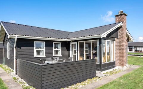Evely - 300M from the Sea: 