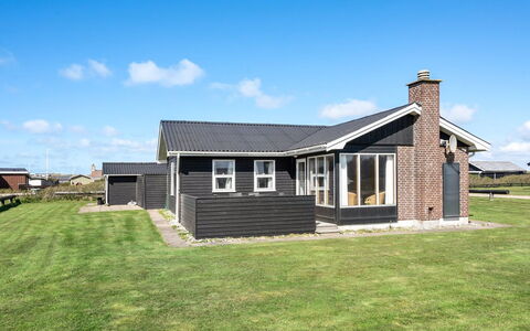 Evely - 300M from the Sea: 