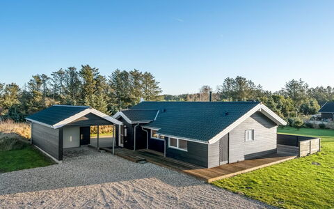 Oskarvine - 900M from the Sea: Roof, House, Home, Cottage, Siding, Estate, Driveway, Garden Buildings, Yard, Shed