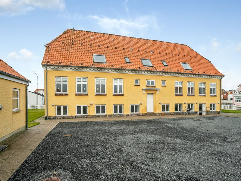 frelle - 450m From The Sea