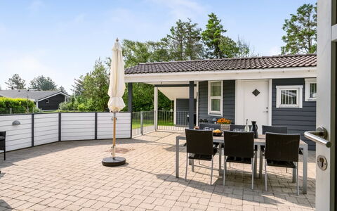 Sölva - 750M from the Sea: Grass, Grassland, Landscape, Ecoregion, Plain, Plant Community, Land Lot, Outdoor Furniture, Prairie, Shrubland