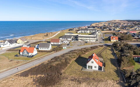 Nantje - 125M from the Sea: House, Residential Area, Roof, Landscape, Land Lot, Home, Slope, Suburb, Sand