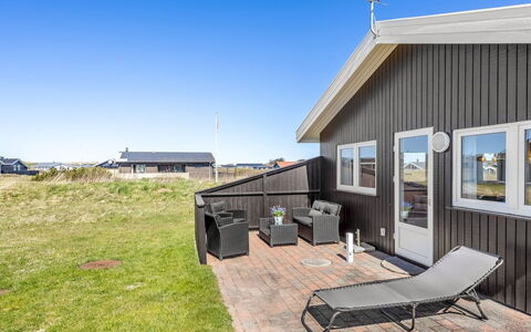 Loryleimis - 300M from the Sea: House, Home, Door, Roof, Cottage, Estate, Garden, Shade, Siding, Yard