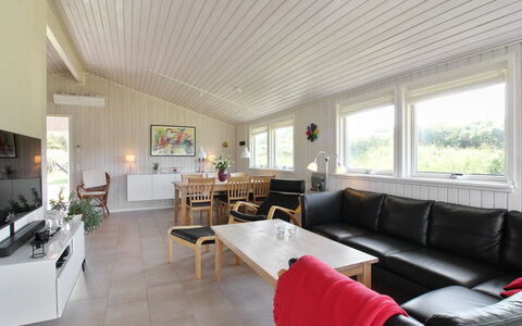 Alberga - 700M from the Sea: Wood, House, Cottage, Home, Roof, Rural Area, Siding, Log Cabin, Garden Buildings, Hardwood
