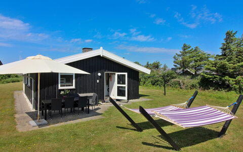 Alberga - 700M from the Sea: Wood, House, Cottage, Home, Roof, Rural Area, Siding, Log Cabin, Garden Buildings, Hardwood