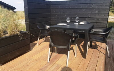 Darla - 375M from the Sea