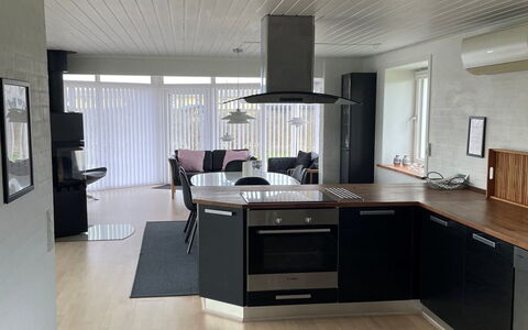 Minza - 250M from the Sea: Flooring, Furniture, Wood, Interior Design, Floor, Countertop, Ceiling, Wood Flooring, Kitchen, Cabinetry