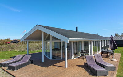 Minza - 250M from the Sea