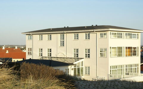 Asa - 75M from the Sea: Window, Facade, Residential Area, Home, Composite Material, Sash Window, Estate, Siding, Daylighting