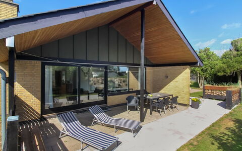 Urho - 500M from the Sea: Roof, Home, Cottage, Door, Shade, Siding, Porch, Estate, Farmhouse, Yard