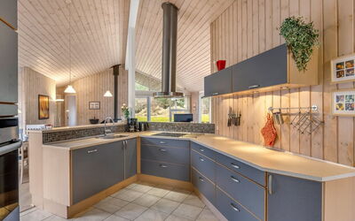 Beeke - 1.4Km from the Sea
