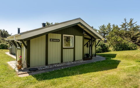 Annesisse - 450M from the Sea: 