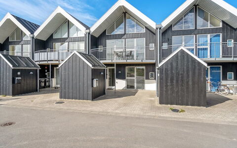 Katharine - 600M from the Sea: Wood, Cottage, Hardwood, Plank, Wood Stain, Garden Buildings, Design, Yard, Log Cabin, Backyard