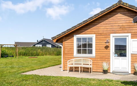 Anya - 650M from the Sea: Wood, Sea, Cloud, Coastal And Oceanic Landforms, Deck, Ocean, Plank, Boardwalk, Coast, Hardwood